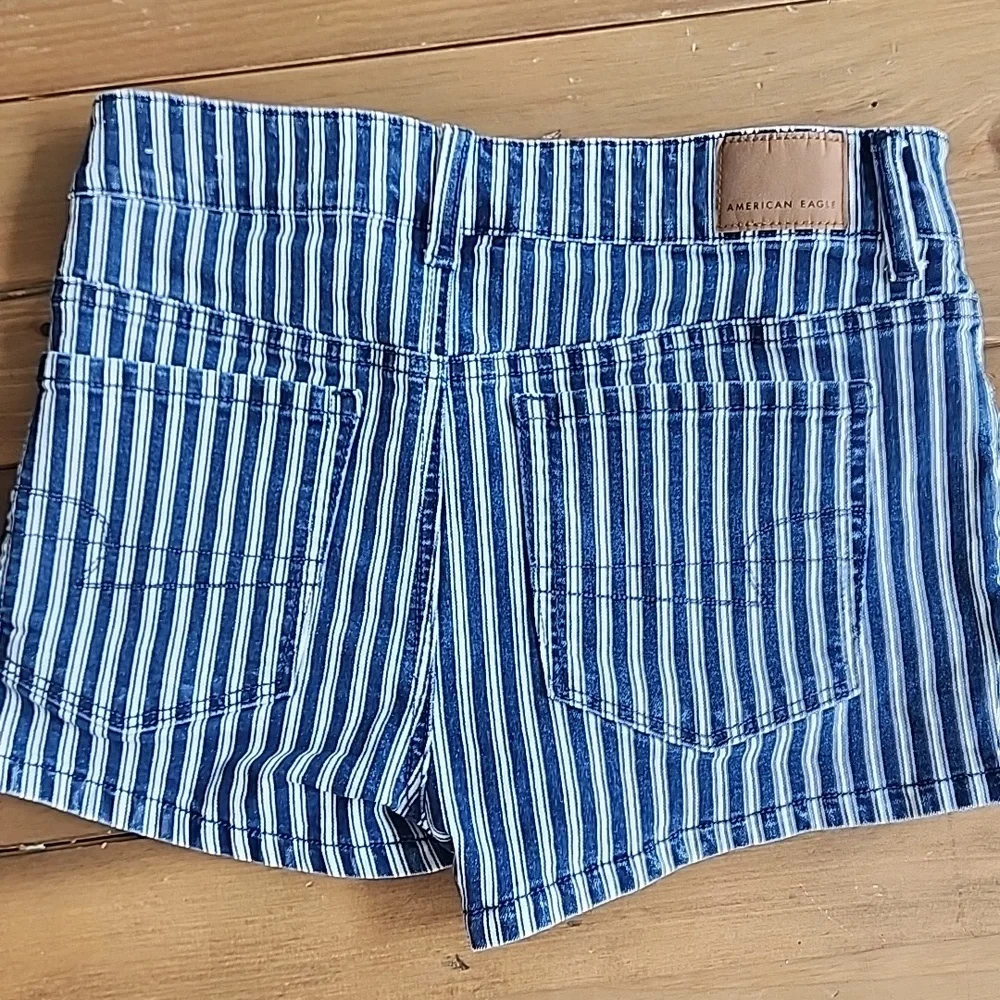 American Eagle Next Level Stretch Striped Shorts - 6